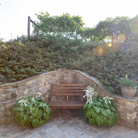 Casa Avena Nyaraló Montone